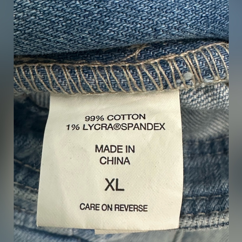 NY & Co Denim Wide Leg Overalls. NWT
SIZE: XL - Picture 4 of 13